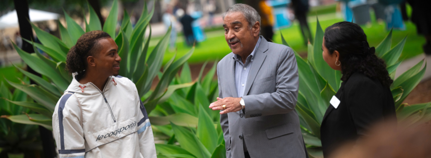 Chancellor Khosla Talking To Student